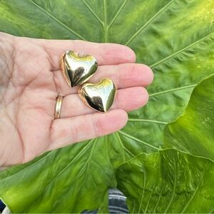 18K Gold Heart Earrings NEW Pretty Bird